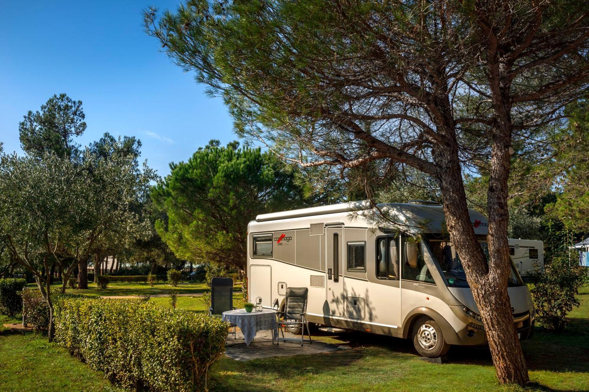 Maistra Camping Porto Sole Pitches เวอร์ซาร์ ภายนอก รูปภาพ