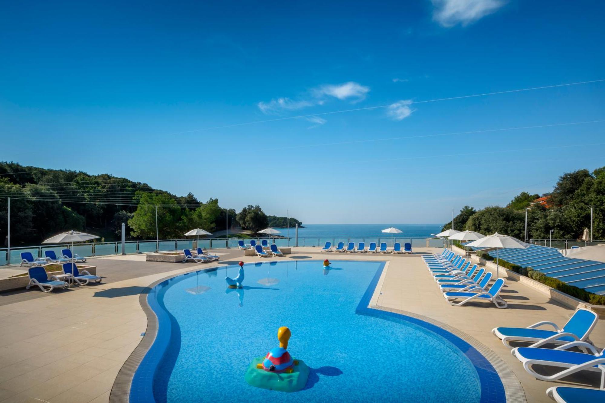 Maistra Camping Porto Sole Pitches เวอร์ซาร์ ภายนอก รูปภาพ