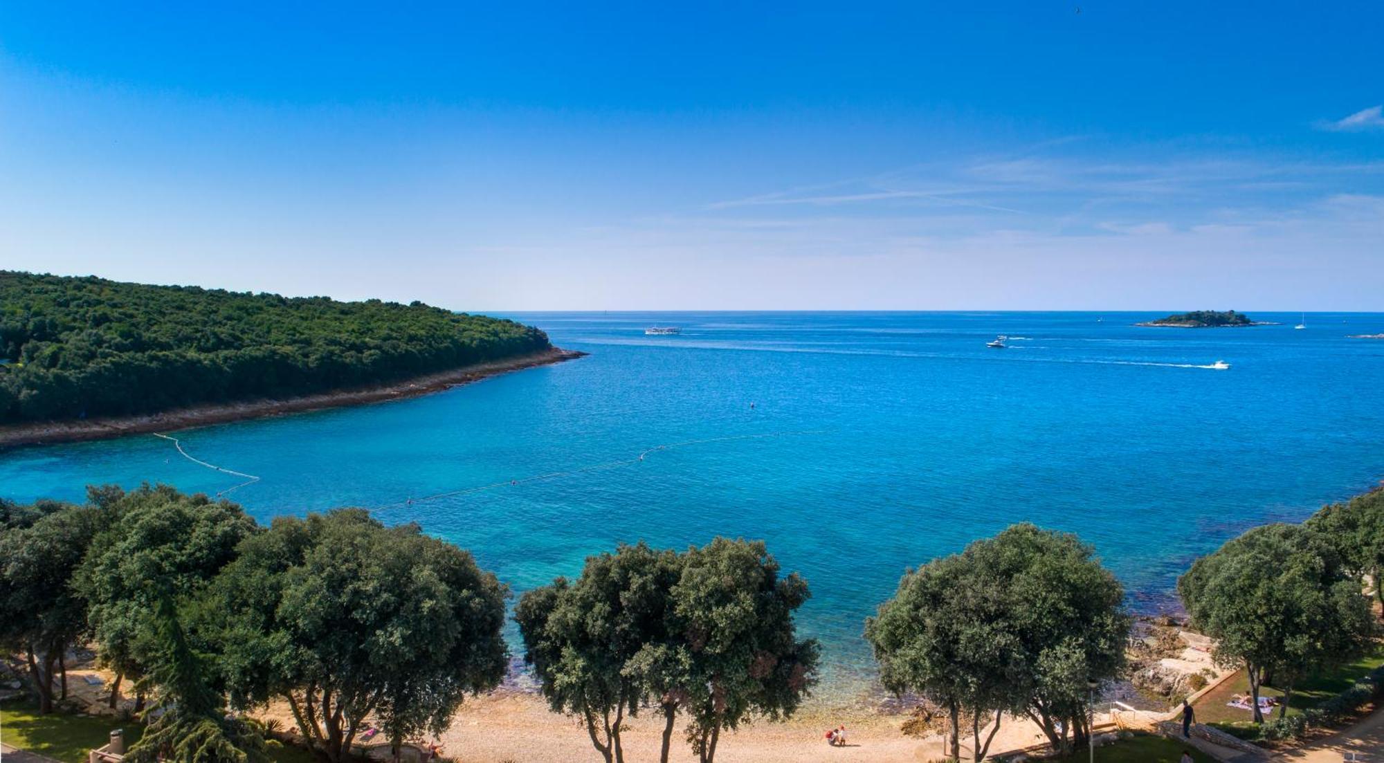 Maistra Camping Porto Sole Pitches เวอร์ซาร์ ภายนอก รูปภาพ
