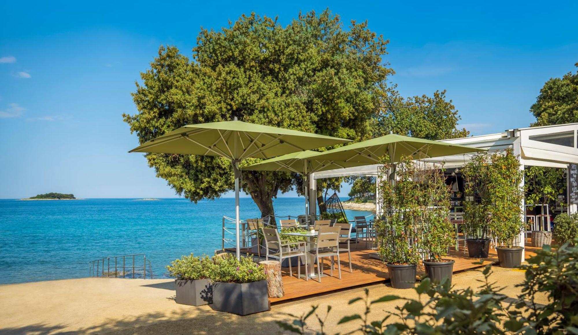 Maistra Camping Porto Sole Pitches เวอร์ซาร์ ภายนอก รูปภาพ
